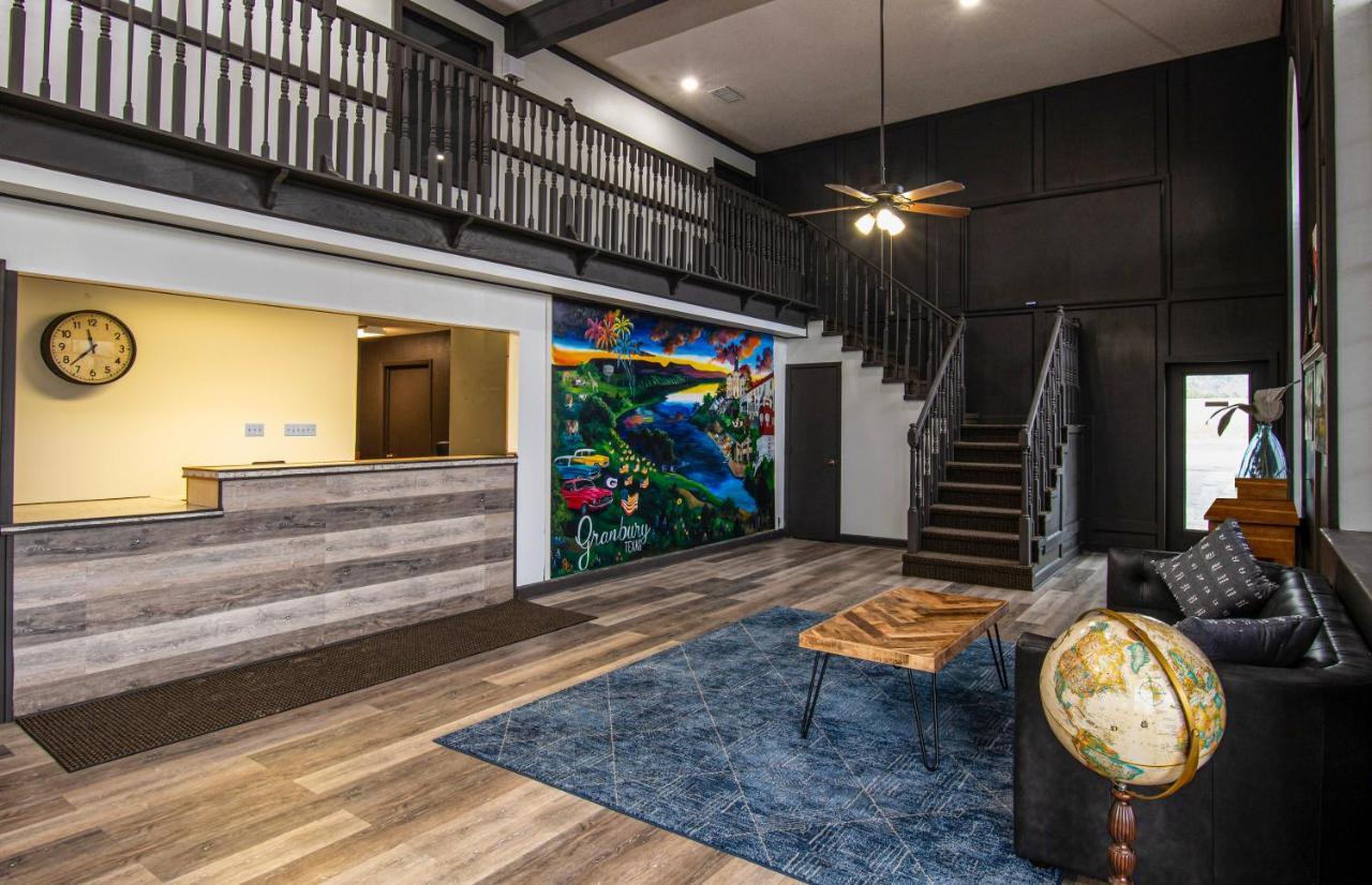 Lake View Inn Granbury Zewnętrze zdjęcie