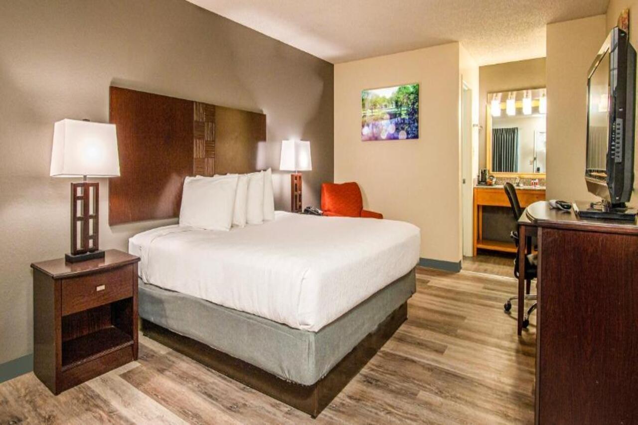 Lake View Inn Granbury Zewnętrze zdjęcie