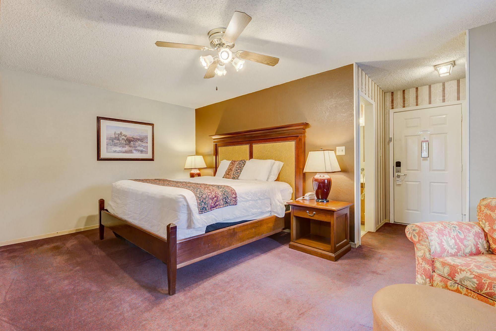Lake View Inn Granbury Zewnętrze zdjęcie